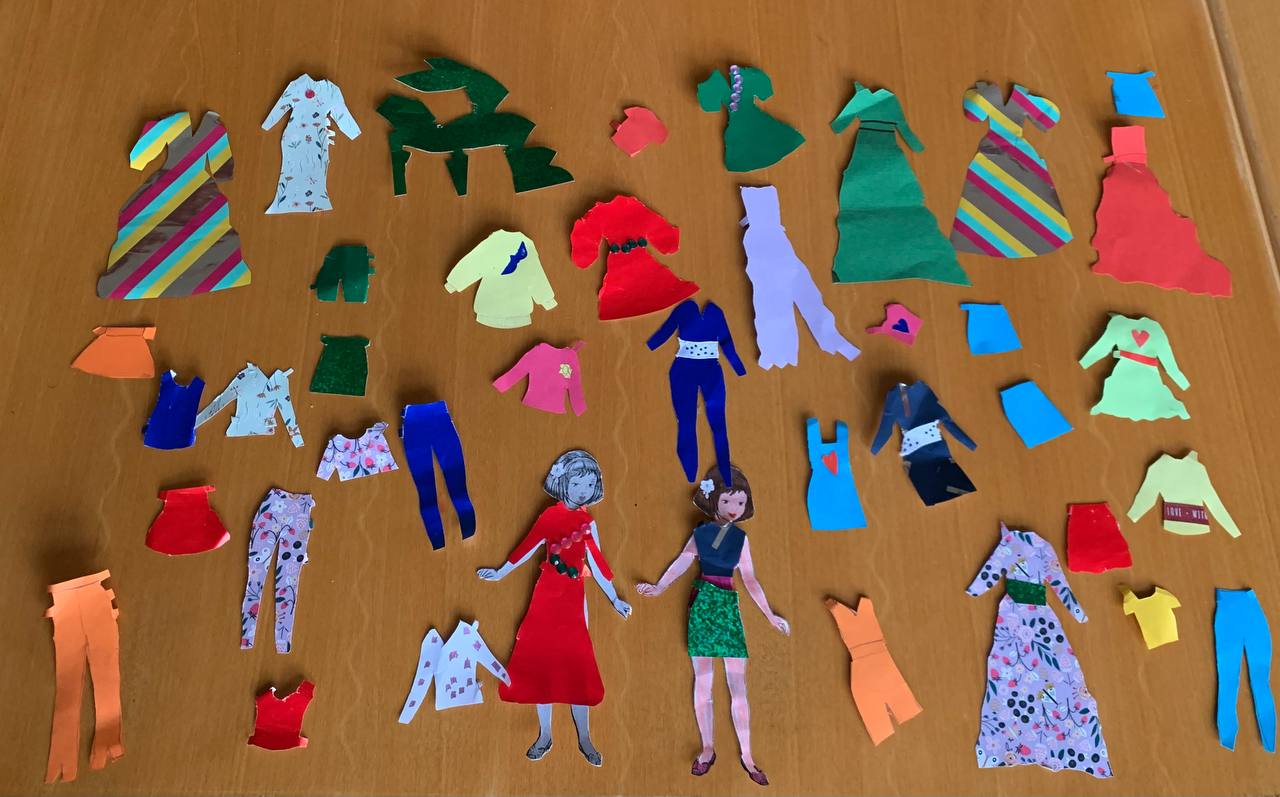 Holiday clothes models by Ukrainian children